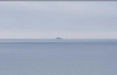 З окупованого Криму до Азовського моря рухається російський ракетний фрегат — Reuters