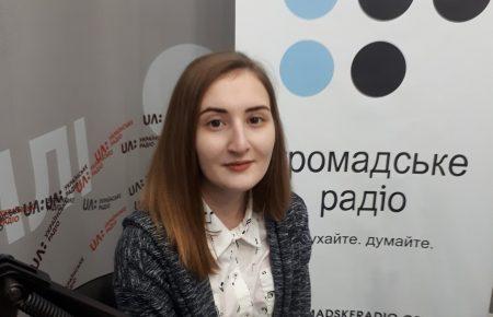 Нові Різдвяні пісні від Катерини Низькопоклонної — трьома мовами і з одним фортепіано