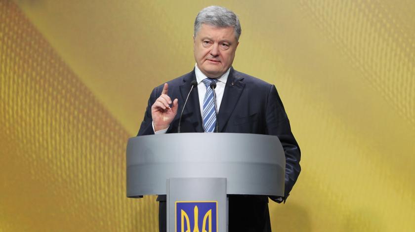 Порошенко заявив, що погодить зміни до Конституції щодо курсу на ЄС та НАТО наступного тижня