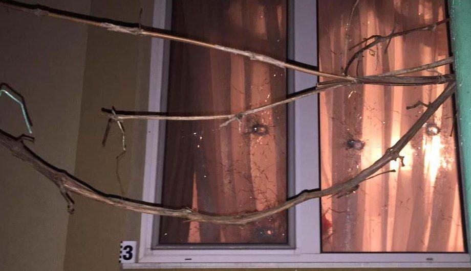 У Рівному на подвір'я судді кинули гранату, поліція розслідує подію як посягання на життя