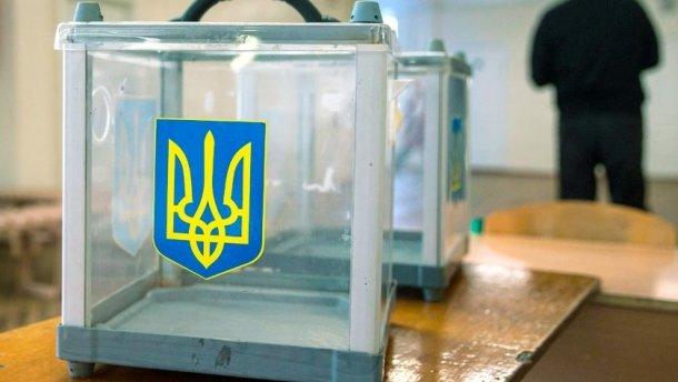У Чернігові невідомий заявив поліції, що підірве штаби одного з кандидатів, якщо «не припинять підкуп виборців»