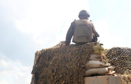 У зоні бойових дій на Донбасі загинув український військовий