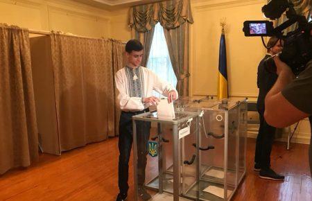 США долучилися до виборів: запрацювала дільницю у Вашингтоні