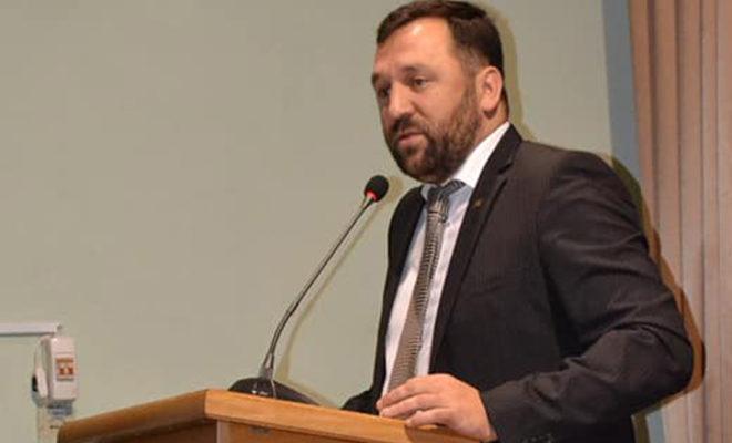 Хто не ходить голосувати, не може вважатись українцем — Віктор Кривенко