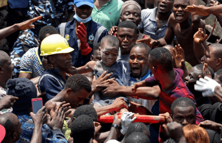 У Нігерії через обвал школи загинуло щонайменше 20 людей