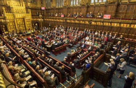 Парламент Британії проголосував за відтермінування Brexit