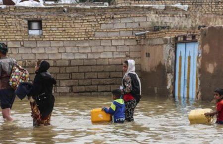 Повені в Ірані: влада евакуює тисячі людей через прогнози нових злив