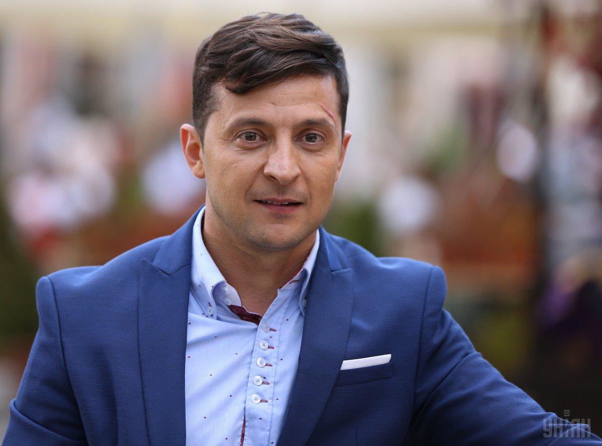 Зеленський заявив, що прийде на дебати з Порошенком 19 квітня
