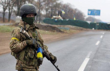 Бойовики зранку тричі обстріляли позиції ЗСУ на Донбасі