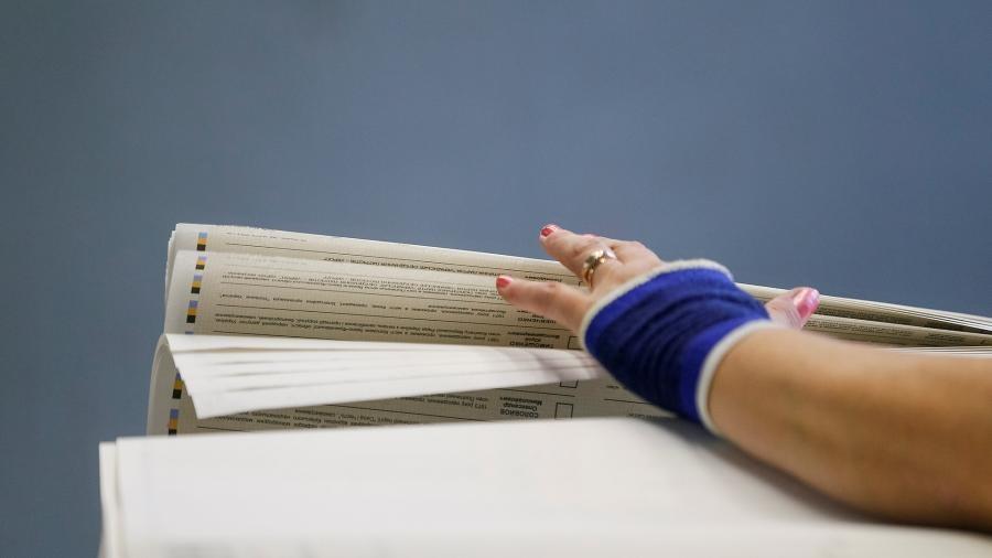 У в’язницях на Дніпропетровщині втричі більше бюлетенів, ніж виборців — ОПОРА