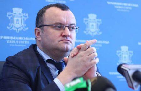 Опору не спостерігаю, — поновлений на посаді мер Чернівців прийшов на роботу