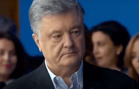 «Право народу — знати, що збирається робити президент»: виступ Порошенка на стадіоні