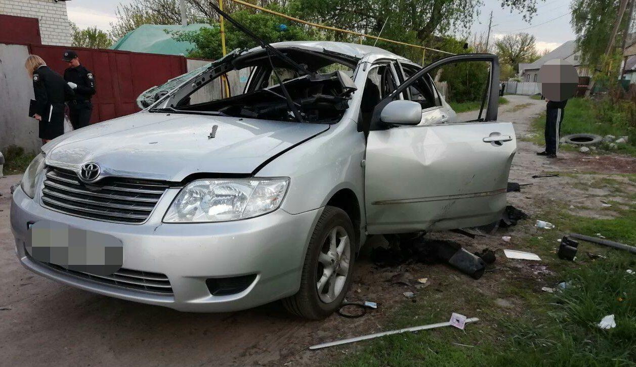 У Харкові у вікно автівки кинули гранату — водія у тяжкому стані доправили до лікарні
