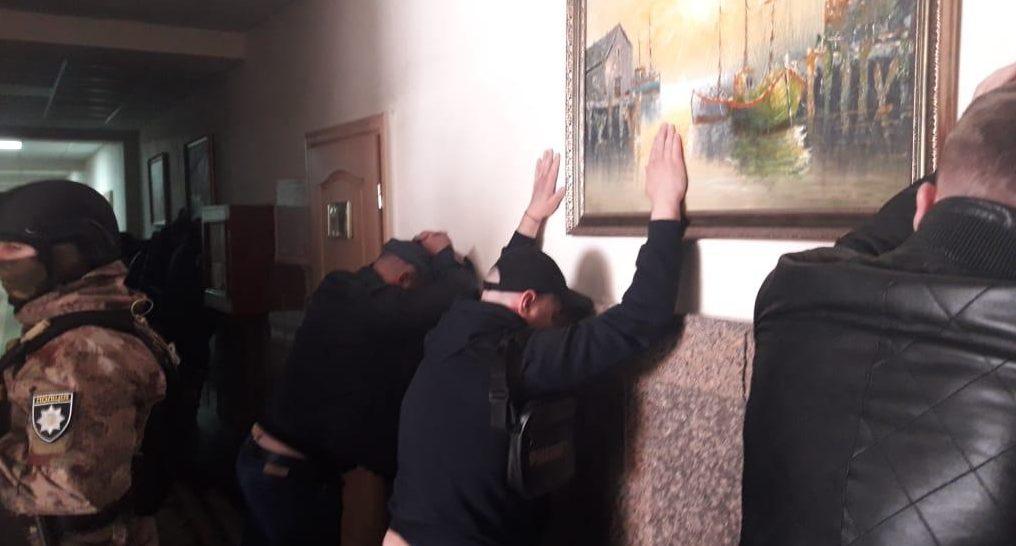 В Одесі затримали невідомих, які заблокували облавтодор і погрожували працівникам