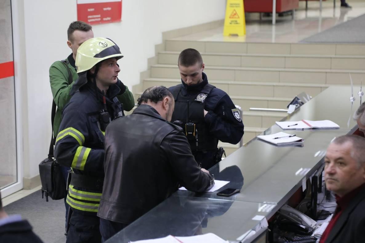 Поліція перевіряє «мінування» агенства, де мав звернутися до журналістів екс-актор «Квартал 95» Манжосов