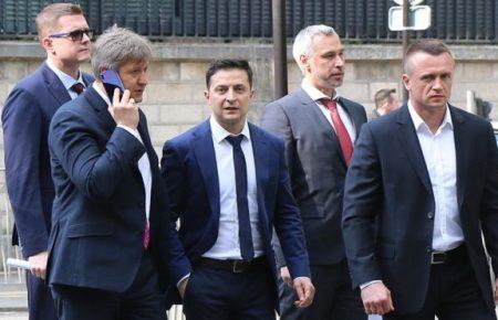 Команда Зеленського не хоче бути втягнутою у внутрішній конфлікт США — WP