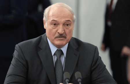 Лукашенко оцінив втрати Білорусі від забрудненої нафти з Росії у сотні мільйонів доларів