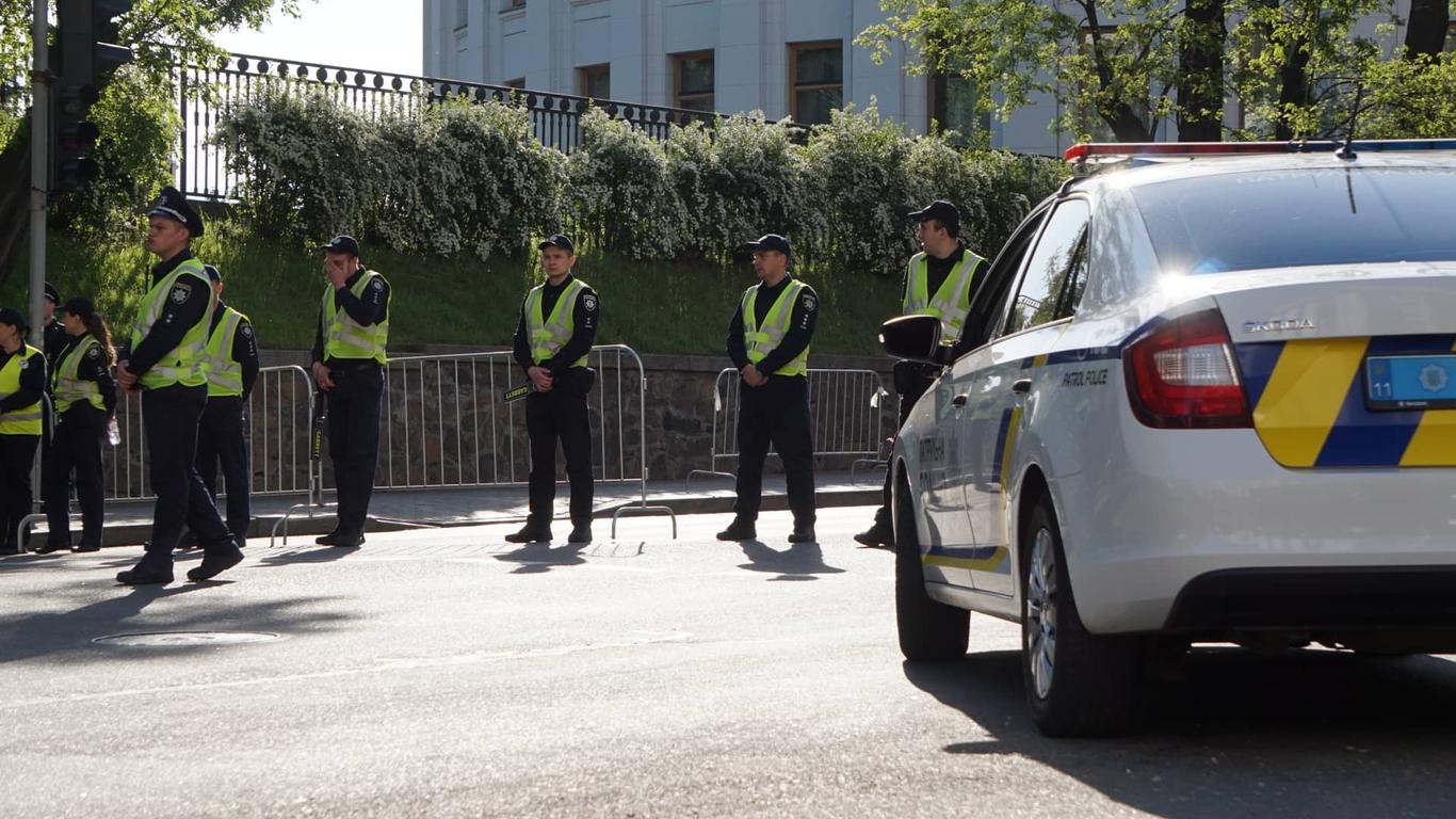 Під час інавгурації Зеленського порушень біля Ради не було — поліція