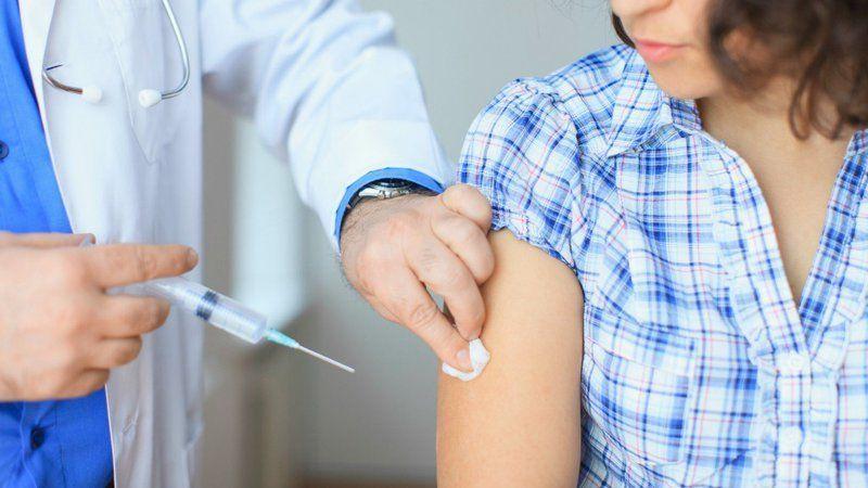 Щеплення від кору стали безкоштовними для людей будь-якого віку — МОЗ