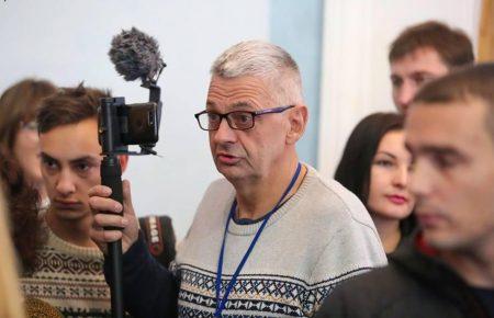 Побитий у Черкасах журналіст Комаров помер, не виходячи з коми