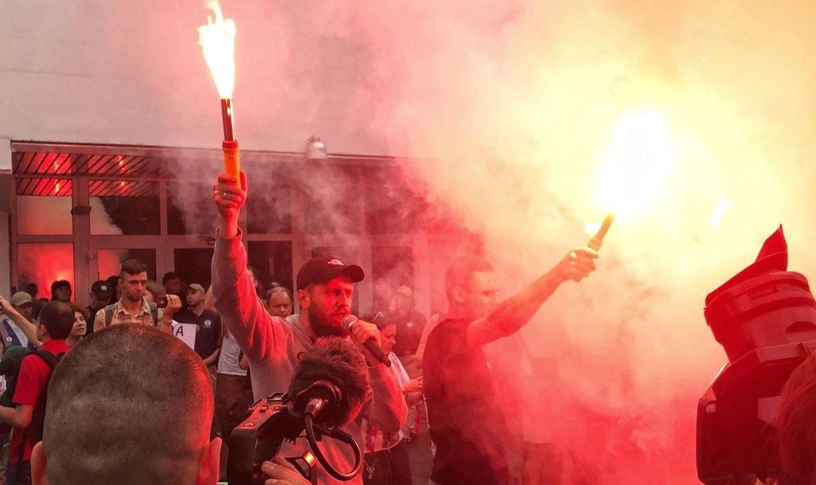 Сутички під відділом поліції у Переяславі-Хмельницькому: поліція відкрила кримінальне провадження