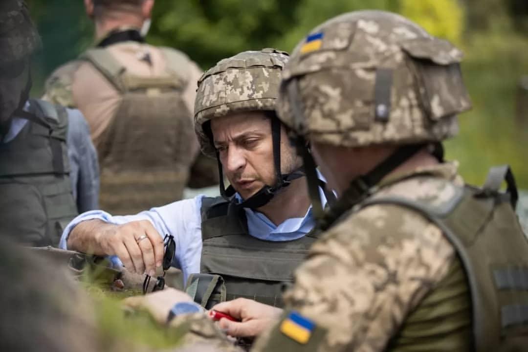 Міноборони спростувало власну інформацію про ухиляння Зеленського від мобілізації