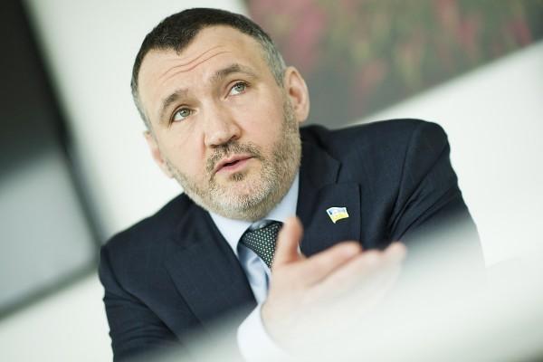 Екс-заступник генпрокурора часів Януковича, який перебуває у розшуку, балотується у Раду