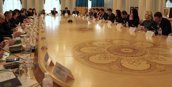 Суддям давали вказівки безпосередньо в будівлі АП — голова Ради суддів