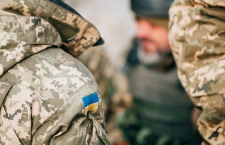 Бойовики стріляли із забороненої зброї, один військовий підірвався на вибуховому пристрої