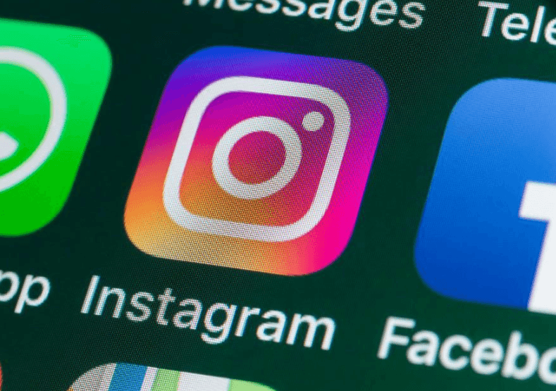 У роботі Facebook та Instagram стався глобальний збій