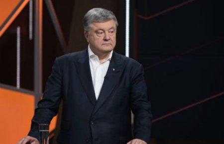 Порошенко після допиту заявив, що не довіряє ДБР