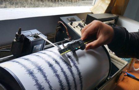 У Казахстані за добу зафіксували три підземні поштовхи