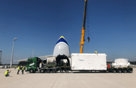 Українська компанія «Antonov Airlines» успішно перевезла космічний супутник з Німеччини у Францію