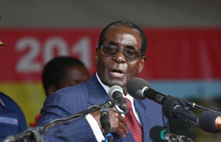 Помер колишній президент Зімбабве Мугабе, який 30 років очолював країну