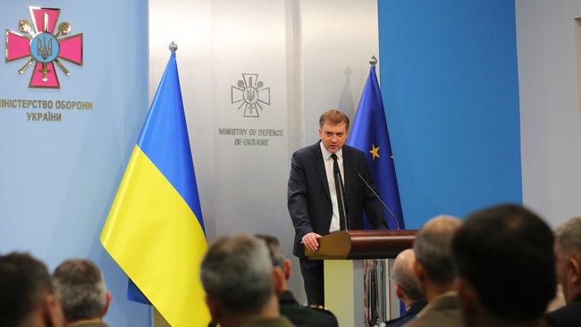 «Корупція в «оборонці» вже дістала, подаємо закон про військову поліцію» — міністр оборони