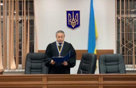 Суд відправив нападника на екснардепа Найєма під домашній арешт