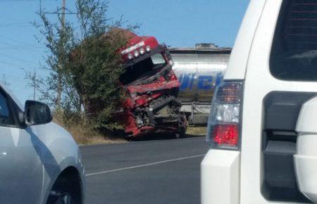 На Одещині маршрутка зіштовхнулася з вантажівкою — 9 людей загинули