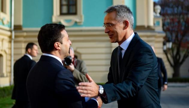 Україна домовилася про оновлений пакет допомоги від НАТО — Зеленський