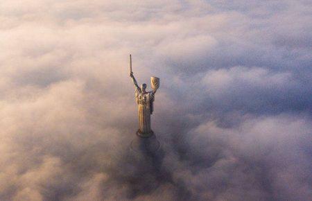 «Істотного забруднення нема» — глава ДСНС про густий туман в Україні