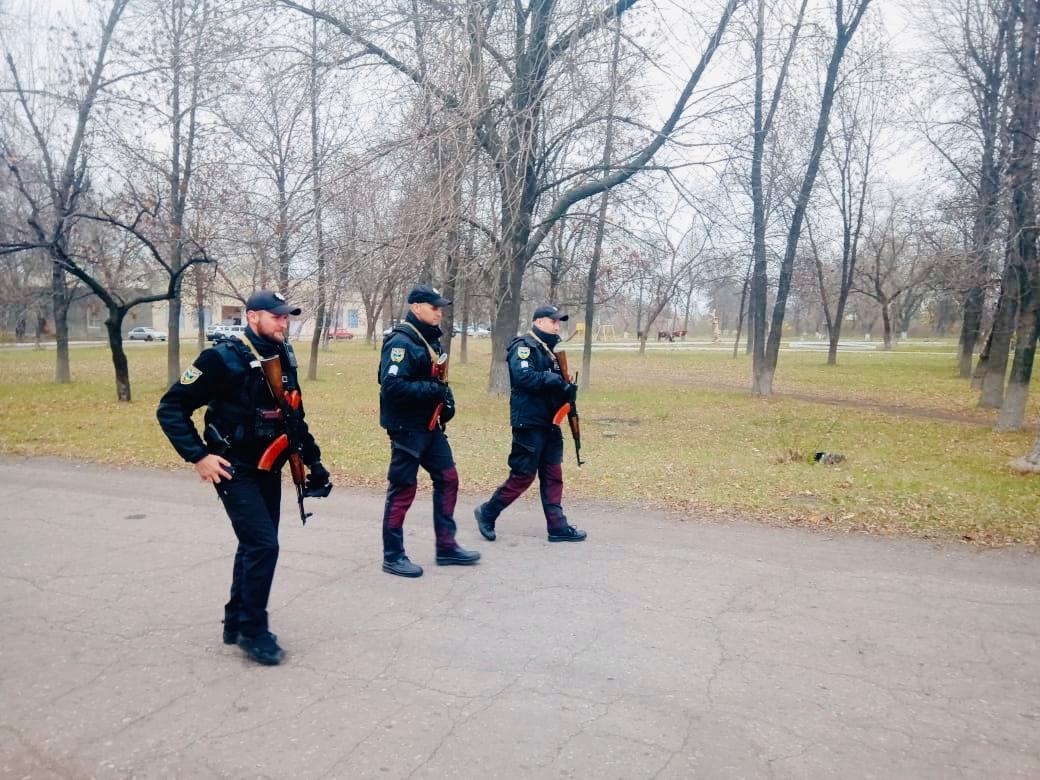 До ветеранів у Золотому приїхала поліція, заявляють про обшуки (фото)