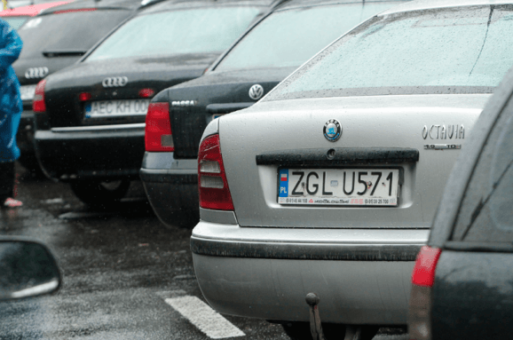 Кабмін вирішив відкласти штрафи для власників єврономерів до 2020 року