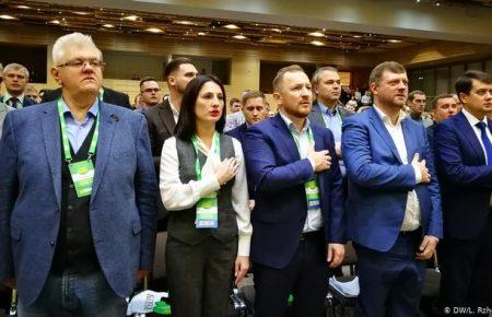 У фракції «Слуга народу»‎ — не комунікаційна проблема. Це управлінська і HR-проблема, — експертка з комунікацій