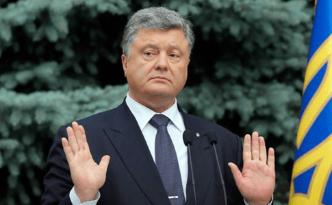 Порошенко не проходить як підозрюваний у жодній справі. Тільки як свідок – адвокат