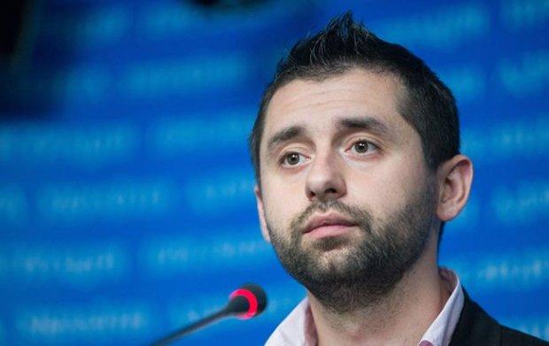 На з'їзді «Слуги народу» оберуть нового лідера партії — Арахамія