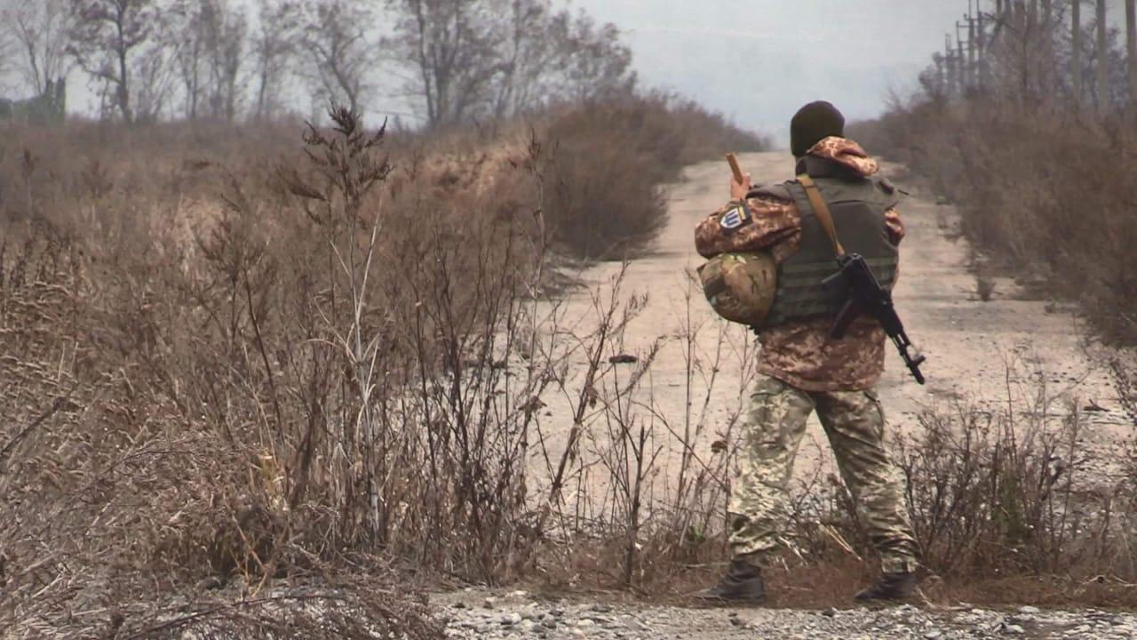 Доба на Донбасі: 18 обстрілів, один поранений