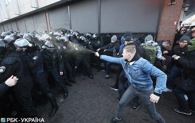 На мітингу проти ухвалення закону про ринок землі під Радою сталися сутички