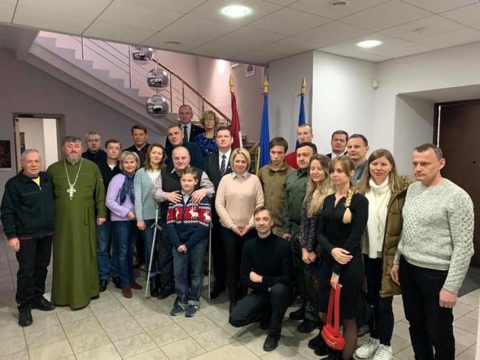 Колишні політв'язні відправилися на реабілітацію до Латвії