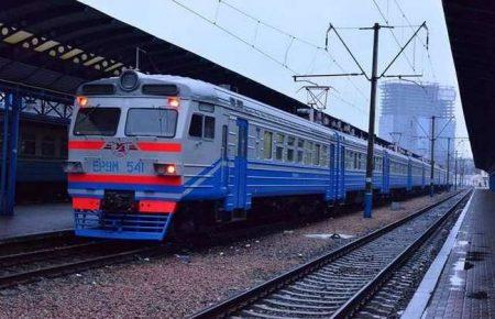 Укрзалізниця відновила рух приміських поїздів в Донецькій області