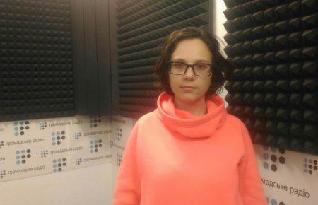 Помню, как задержанного активиста в 2014 заставляли встать на четвереньки и хрюкать — переселенка из Луганска