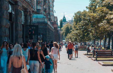 Українцям не варто чекати зростання соцвиплат у роки пікового погашення держборгу — економіст